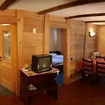 Ruetoreif Hotel apartamentowy Gressoney-Saint-Jean