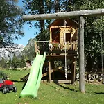 Ruetoreif Aparthotel 4*