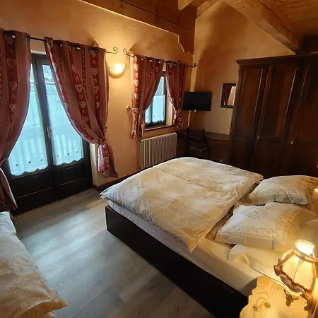 Ruetoreif 4* Грессоне-Сен-Жан