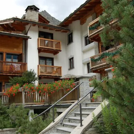 公寓式酒店 鲁特雷夫公寓 4*