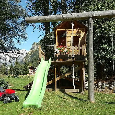 Ruetoreif Aparthotel 4*