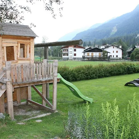 アパートホテル Ruetoreif