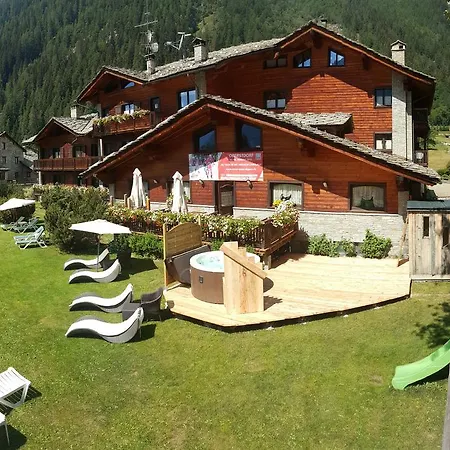 Aparthotel Ruetoreif