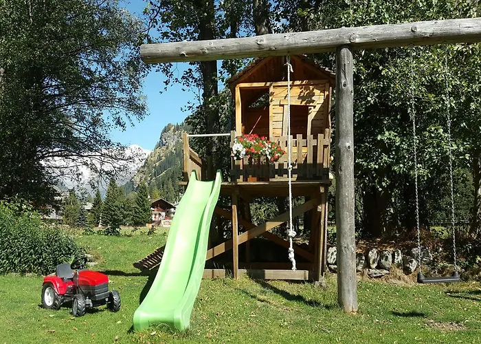 Ruetoreif Aparthotel 4*